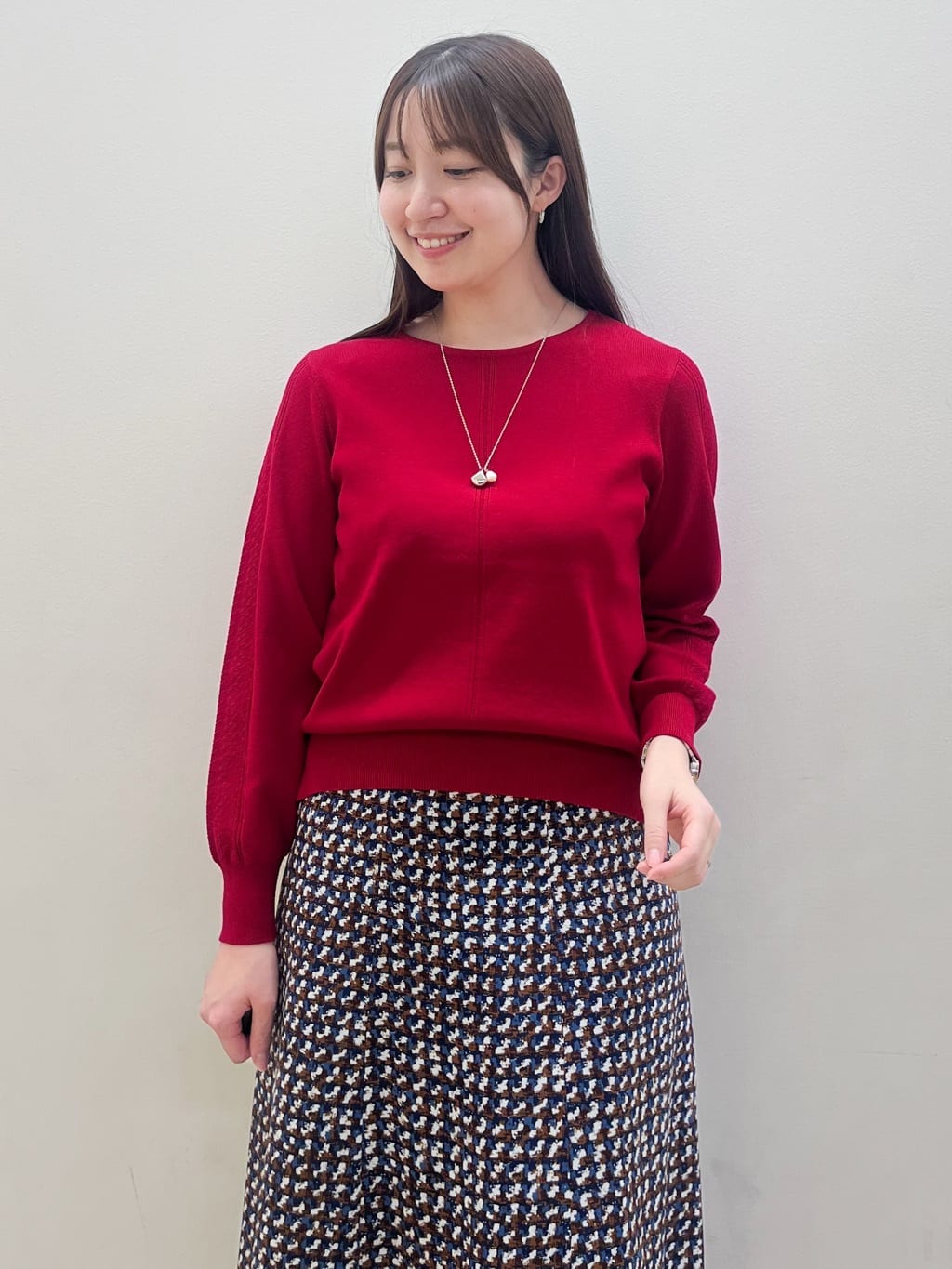 mikikoさんの「Reflect｜【ニットスタイルが華やかに◎】チドリ風プリントフレアスカート」を使ったコーディネート