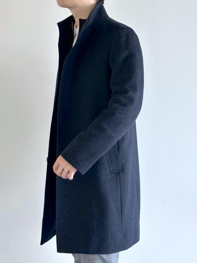 イッシーさんの「TAKEO KIKUCHI｜【ウールカシミヤブレンド】ビーバー調 スタンドカラー コート」を使ったコーディネート