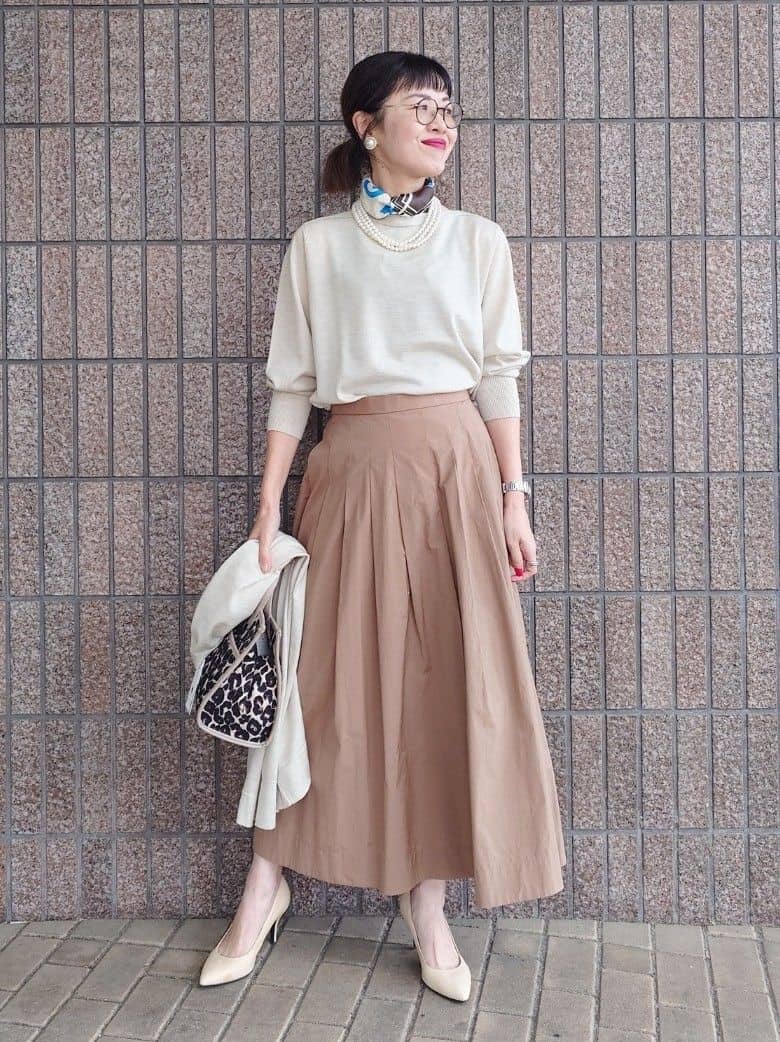 MUTSUKOさんの「UNTITLED｜【アンサンブル可/洗える/ボタンなし】シルクウールカシミヤ 着流しカーディガン」を使ったコーディネート