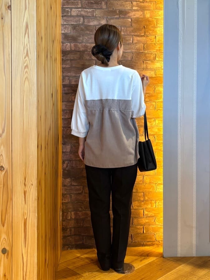 mieさんの「SHOO･LA･RUE｜気になるウエストもさり気なくカバー リボン風ドッキングトップス」を使ったコーディネート
