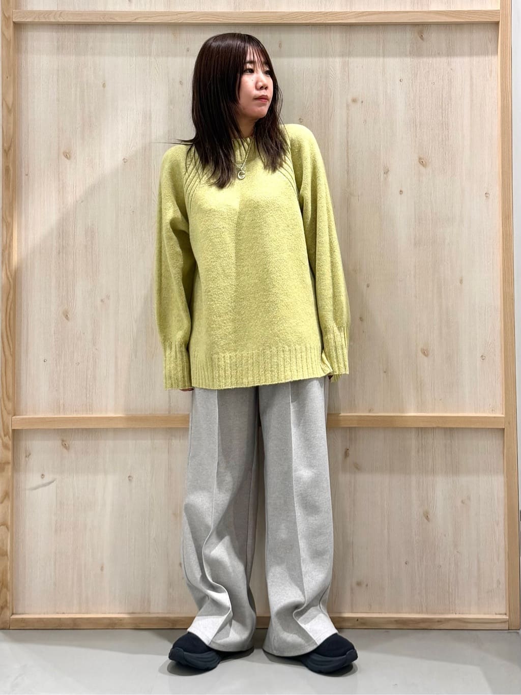 nanaさんの「THE SHOP TK｜ふんわり柔らかきれい色 ウール混ハイネックニット」を使ったコーディネート