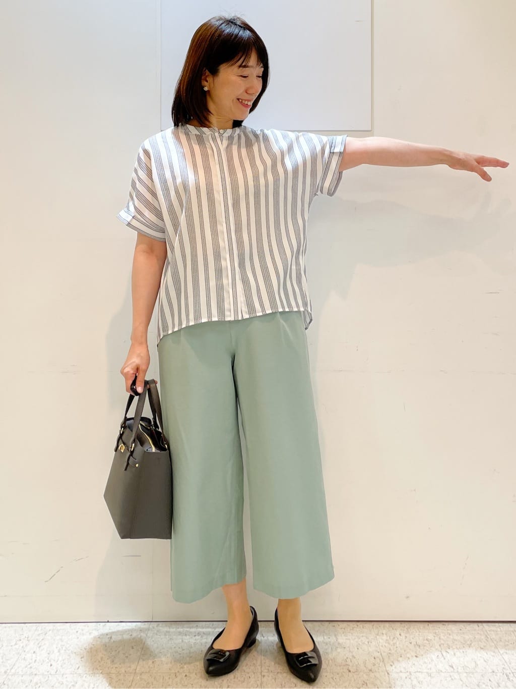 めいさんの「Reflect｜【洗える】ドビーストライプブラウス」を使ったコーディネート