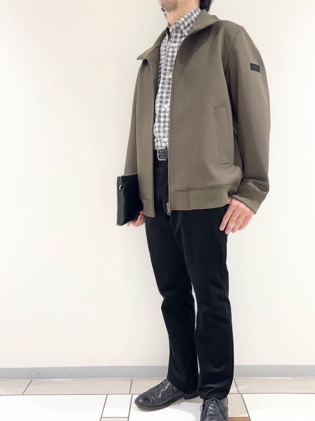 及川さんの「TAKEO KIKUCHI｜【JUST ONE LAYER】ダウンファブリック ジップアップ リブ ブルゾン」を使ったコーディネート