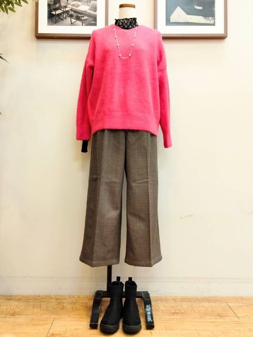 うっちーさんの「SHOO･LA･RUE｜【S-LL】上品なレースハイネックトップス」を使ったコーディネート