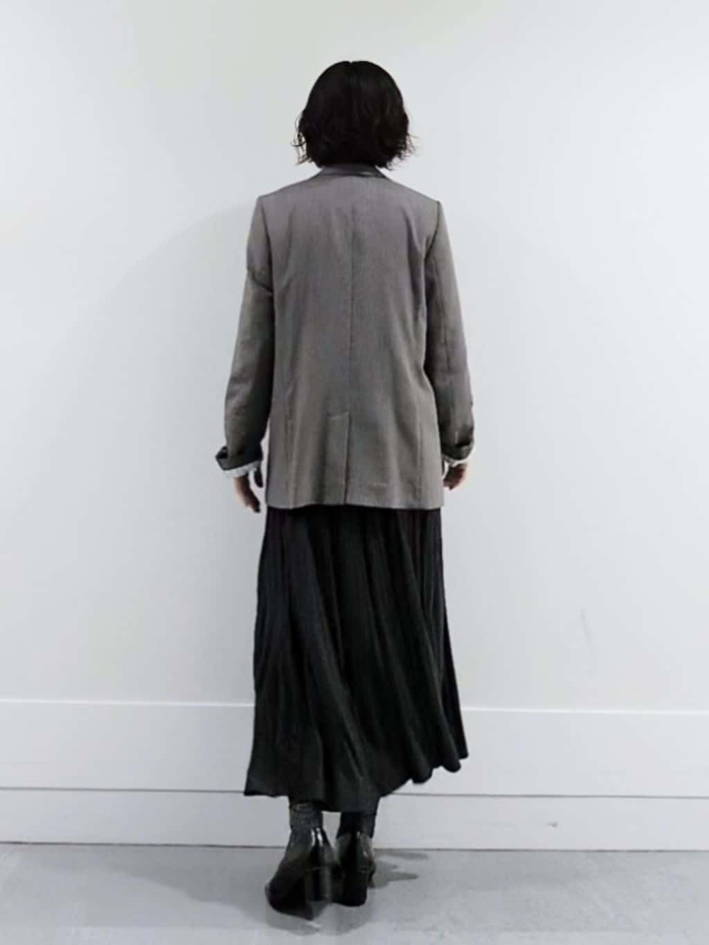 ミズタさんの「UNTITLED｜【セットアップ可】ウールライク ダブルブレストジャケット」を使ったコーディネート