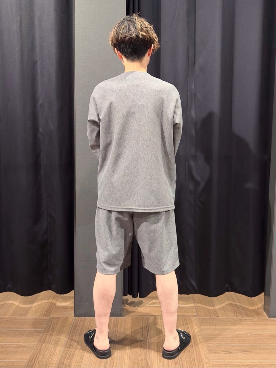 tomoyaさんの「THE SHOP TK｜シャリルジャージ カーディガン 洗濯機OK/吸水速乾/イージーケア/セットアップ可」を使ったコーディネート
