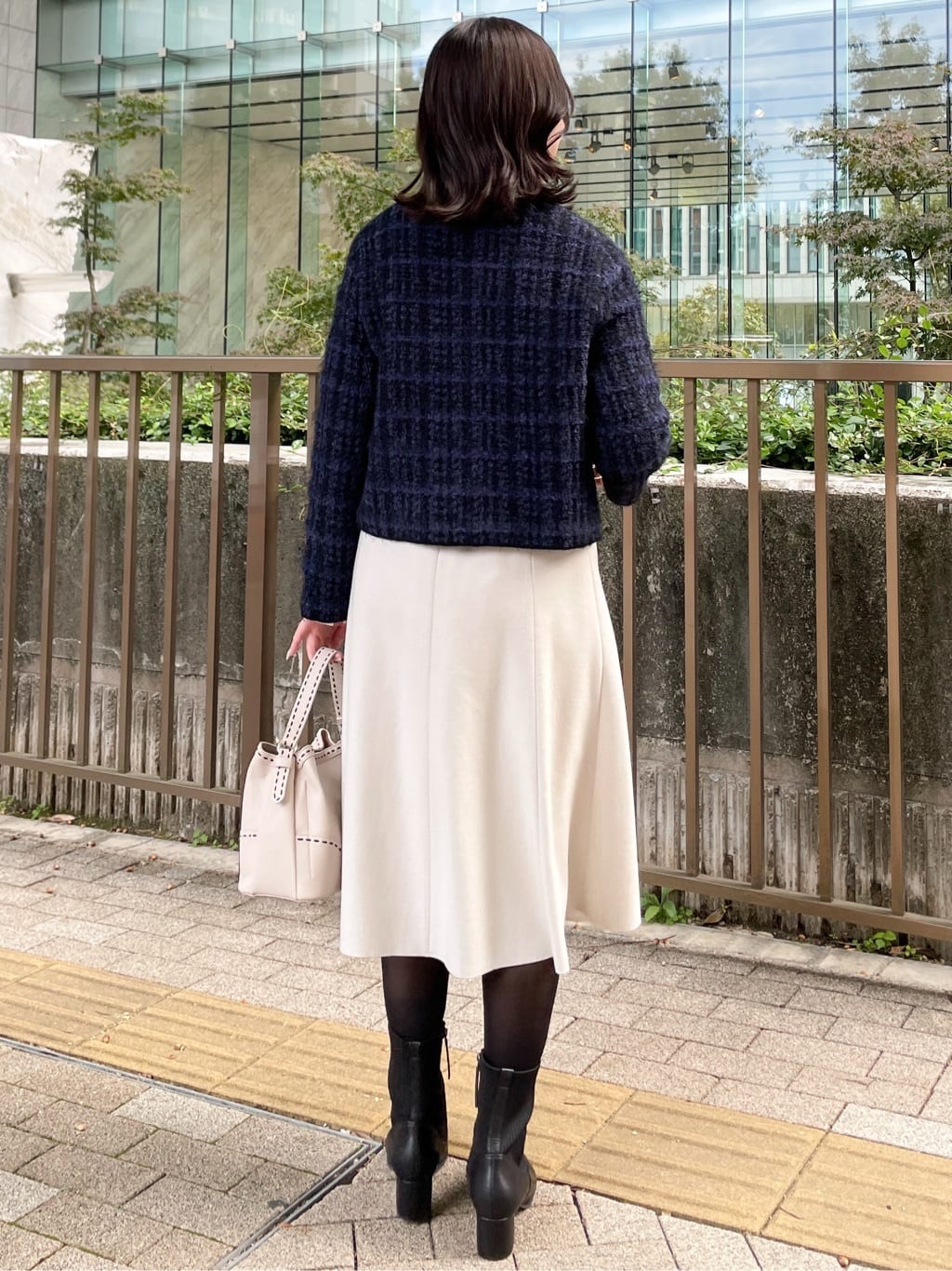 yukariさんの「Reflect｜【お食事会やお出かけに◎】ふんわりジャカード編みカーディガン」を使ったコーディネート
