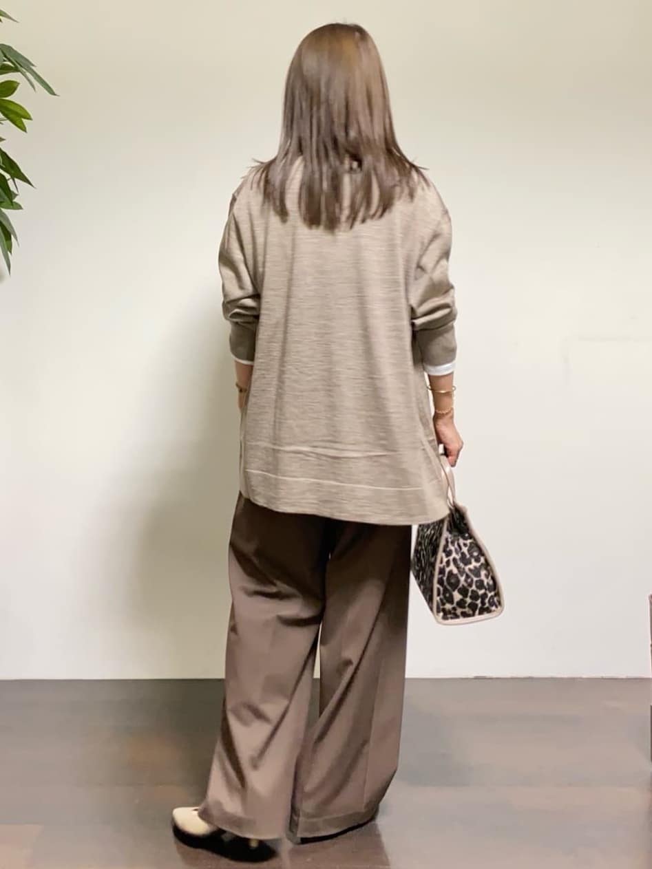 tomoさんの「UNTITLED｜【洗える/ゆったりシルエット】ビスチェドッキング　プルオーバー」を使ったコーディネート