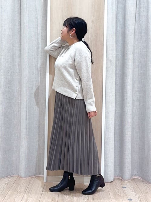 naoさんの「grove｜三日月メタルパール調スライドネックレス」を使ったコーディネート