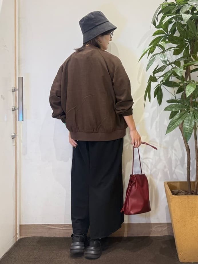 misakiさんの「SHOO･LA･RUE｜【洗濯機可/S-LL】さっと羽織れる 軽量リブブルゾン」を使ったコーディネート