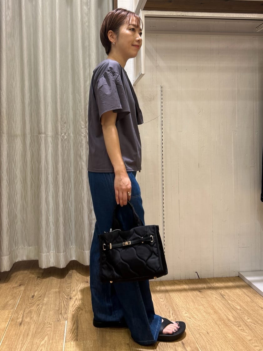 ga_riさんの「THE SHOP TK｜アシメケープ風プルオーバー【接触冷感/洗濯機OK】」を使ったコーディネート