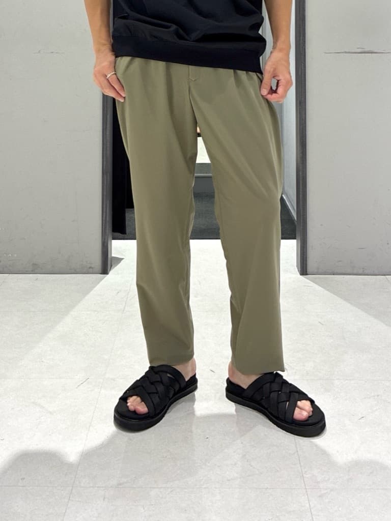 わいずみさんの「TAKEO KIKUCHI｜【COOL CITY WEAR】エアートール オープンカラーシャツ /接触冷感・通気性」を使ったコーディネート