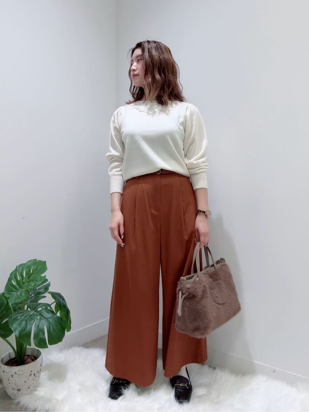 Suma Una本部スタッフさんの「SunaUna｜【上品/華やか】クラフトニット」を使ったコーディネート