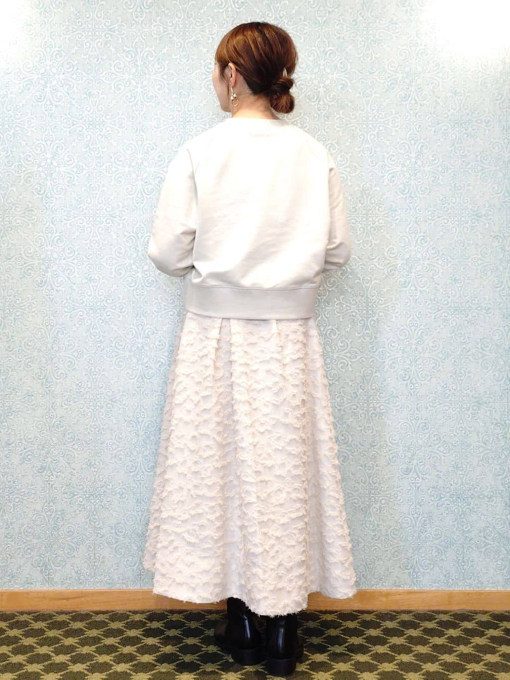 かどさんの「index｜ラメ裏毛ショートプルオーバー【洗濯機OK】」を使ったコーディネート