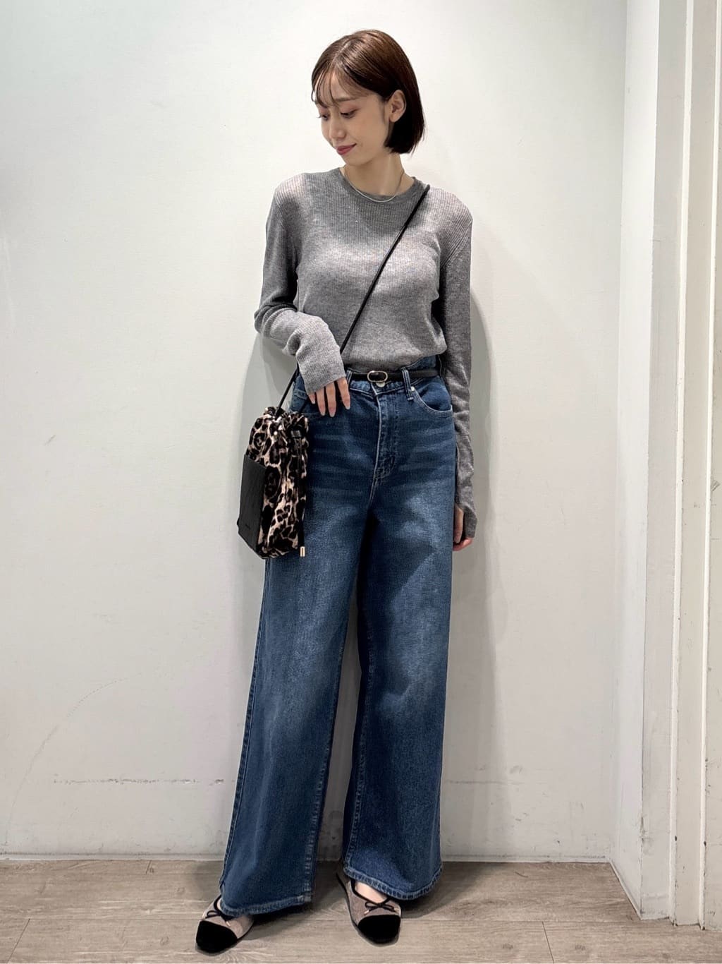 ぶまりんさんの「OPAQUE.CLIP｜ストレッチバギーデニム【洗濯機洗い可】《SS～LL》」を使ったコーディネート