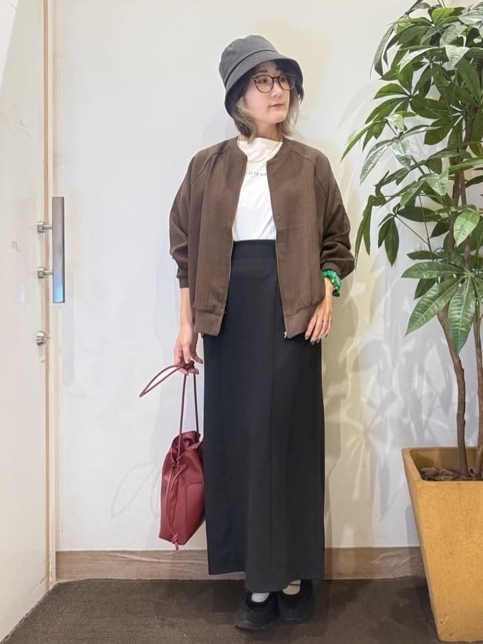 misakiさんの「SHOO･LA･RUE｜【洗濯機可/S-LL】さっと羽織れる 軽量リブブルゾン」を使ったコーディネート