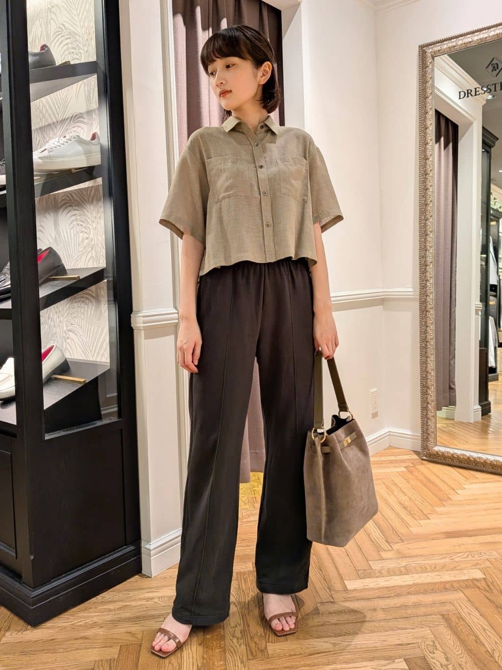 saoriさんの「DRESSTERIOR｜」を使ったコーディネート