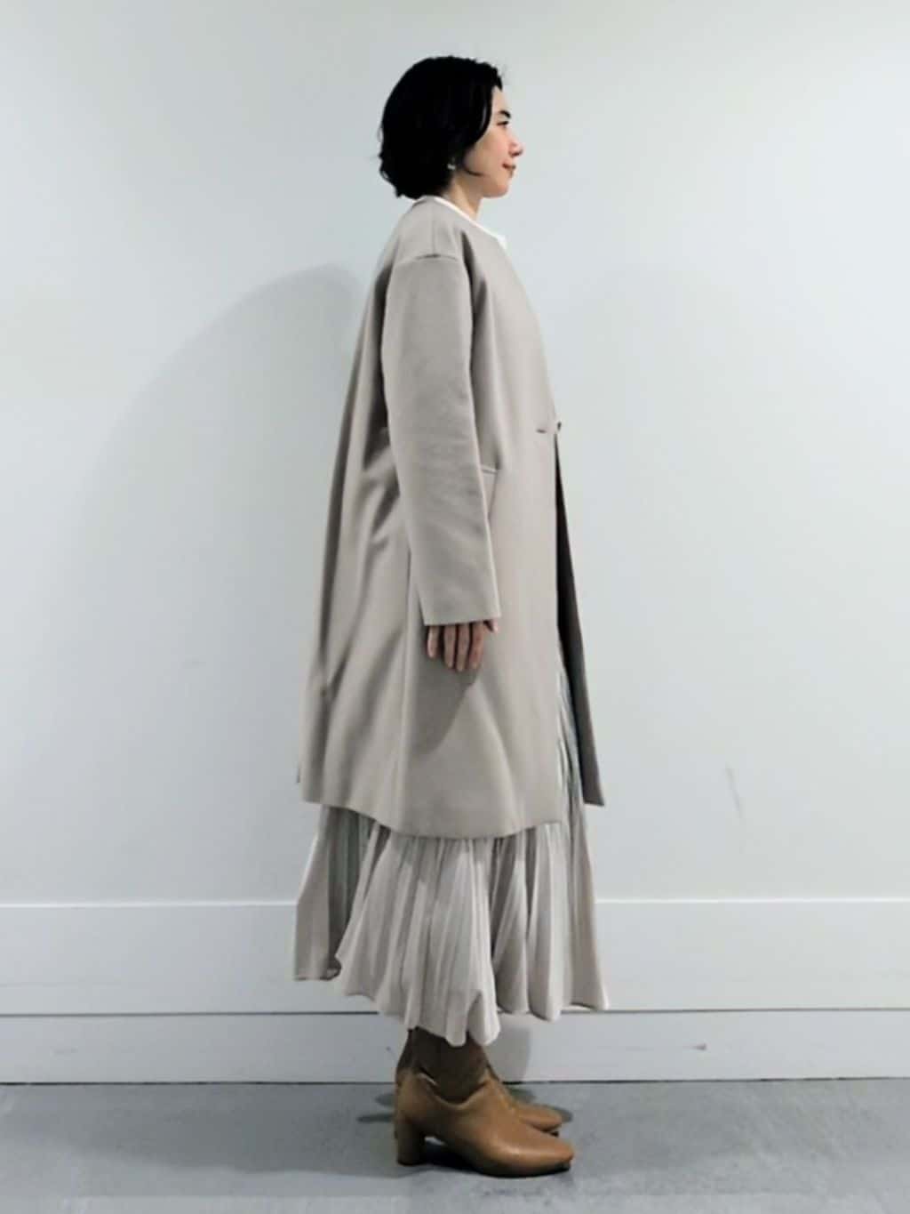 ミズタさんの「UNTITLED｜【日本製／通勤／フォーマル】カシミヤ混ノーカラーコート」を使ったコーディネート