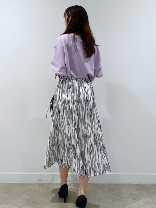 Saekoさんの「COUP DE CHANCE｜◆【手洗い可】スパンコール入りニットトップス」を使ったコーディネート