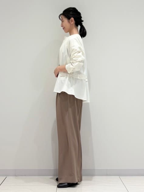 kayoさんの「INDIVI｜【セットアップ可能】ビスチェレイヤード風トップス」を使ったコーディネート
