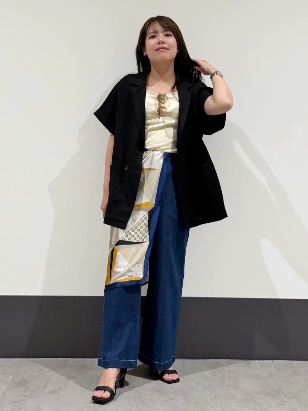 macchaさんの「THE SHOP TK｜【ひんやり】前後2WAY スクエアタンクトップ」を使ったコーディネート