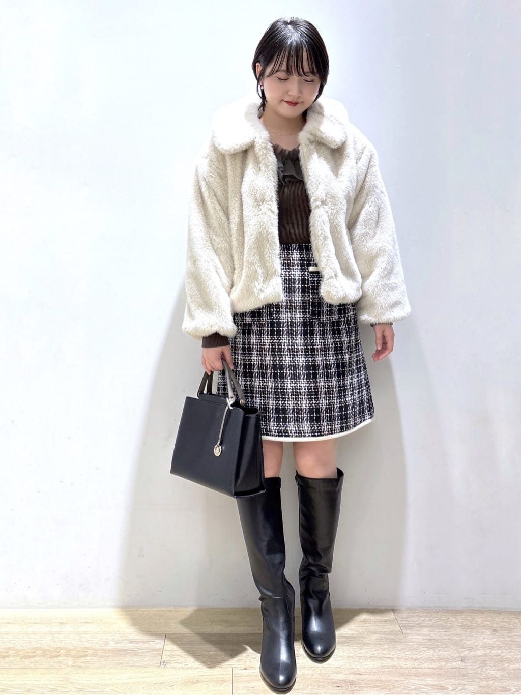 mizukiさんの「index｜チェックツィードスカート／セットアップ対応【洗える】」を使ったコーディネート