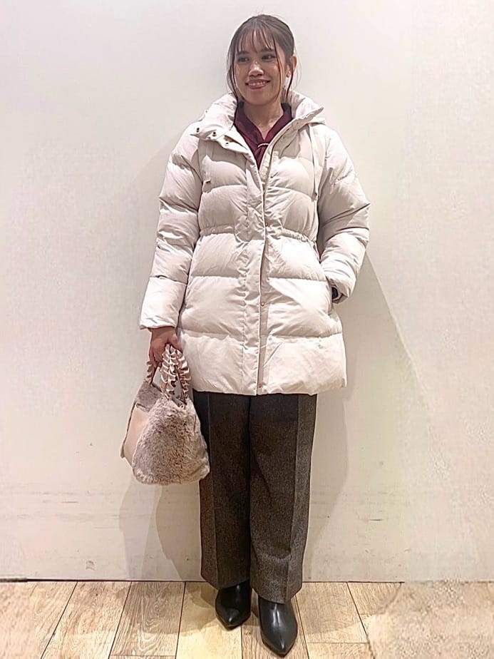 Ririさんの「index｜KAWADAダウンドロストミドルコート【撥水／洗濯機OK／2WAY／静電気防止裏地】《XS～3L》」を使ったコーディネート