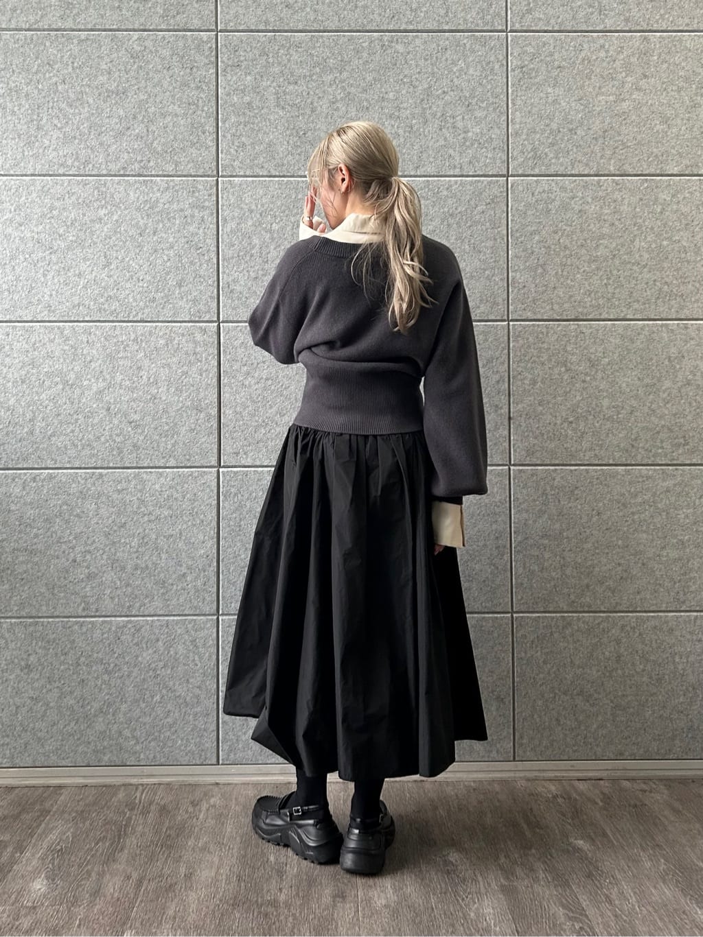 honoka Aさんの「CODE A｜zip form cardigan」を使ったコーディネート