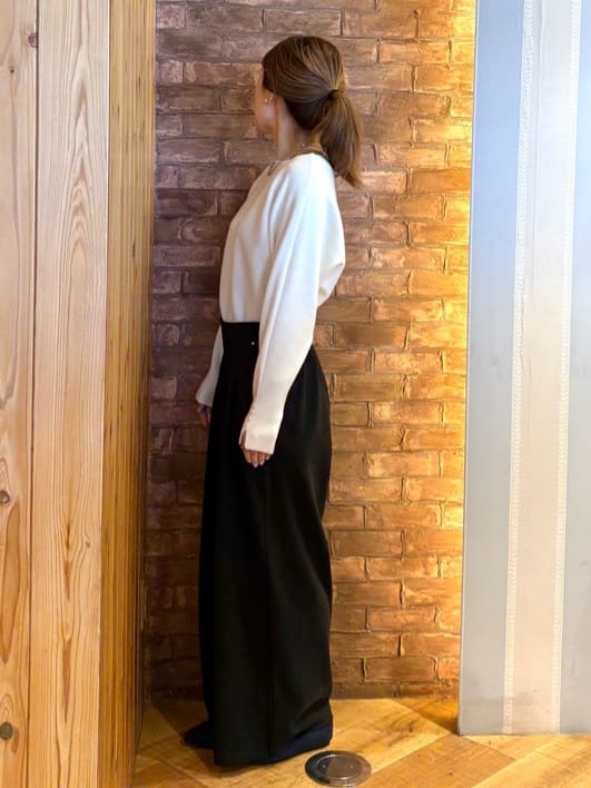mieさんの「SHOO･LA･RUE｜ラクチン フラットパンプス」を使ったコーディネート