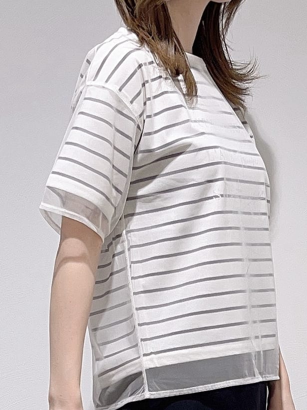 HITOMIさんの「grove｜ラフだけどおしゃれ　チュールレイヤードTシャツ」を使ったコーディネート