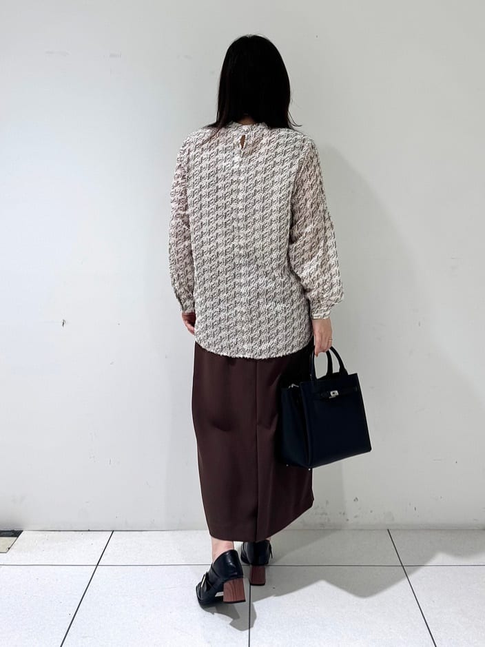 そんさんの「INDIVI｜【きれいめ／オフィス／イベント】フェザージャカードブラウス」を使ったコーディネート