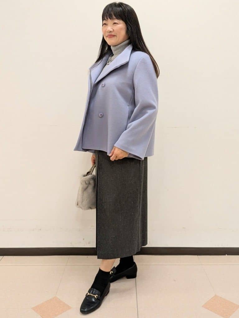 ともさんの「UNTITLED｜【着回しが効く／オンオフアウター】ウールショートコート」を使ったコーディネート