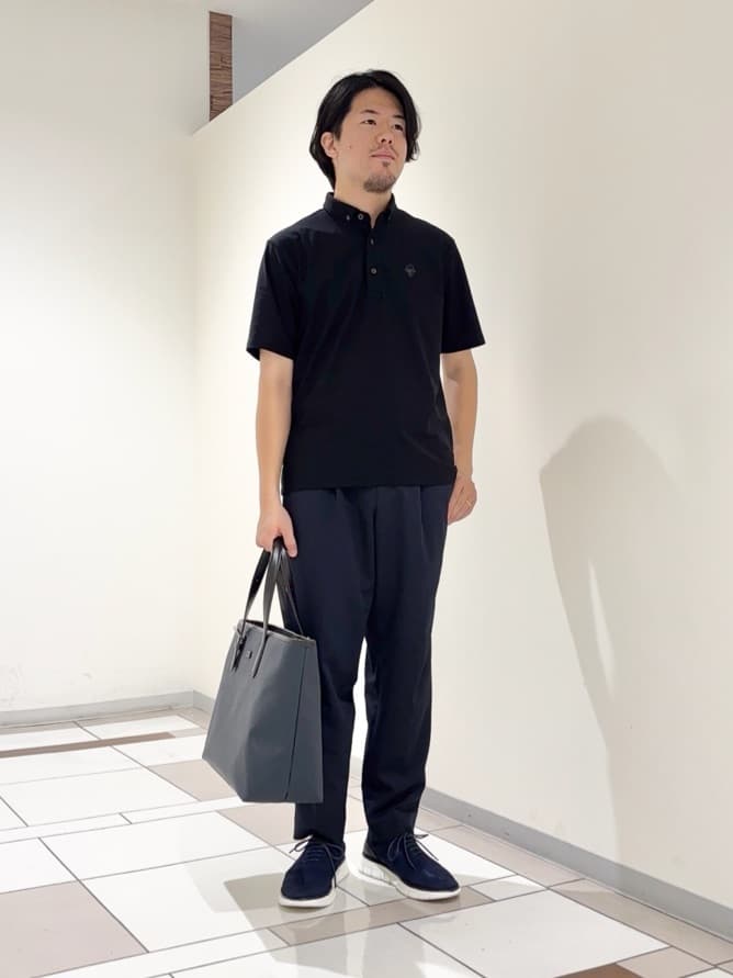 及川さんの「TAKEO KIKUCHI｜【COOL CITY WEAR】エアートール ポロシャツ /接触冷感・通気性」を使ったコーディネート