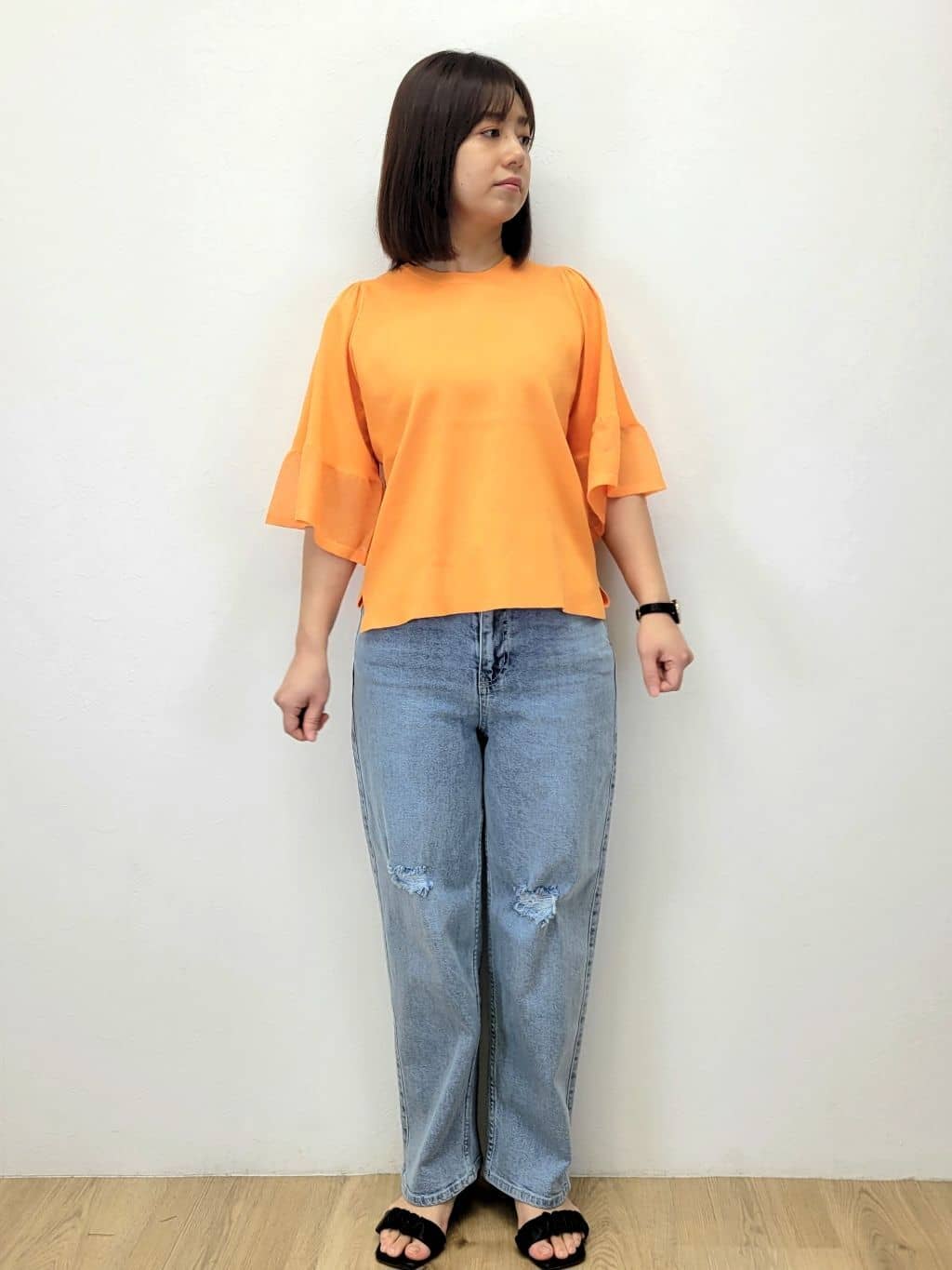 LISAさんの「OPAQUE.CLIP｜《5色展開》シアーフレアスリーブニット【洗濯機洗い可】」を使ったコーディネート