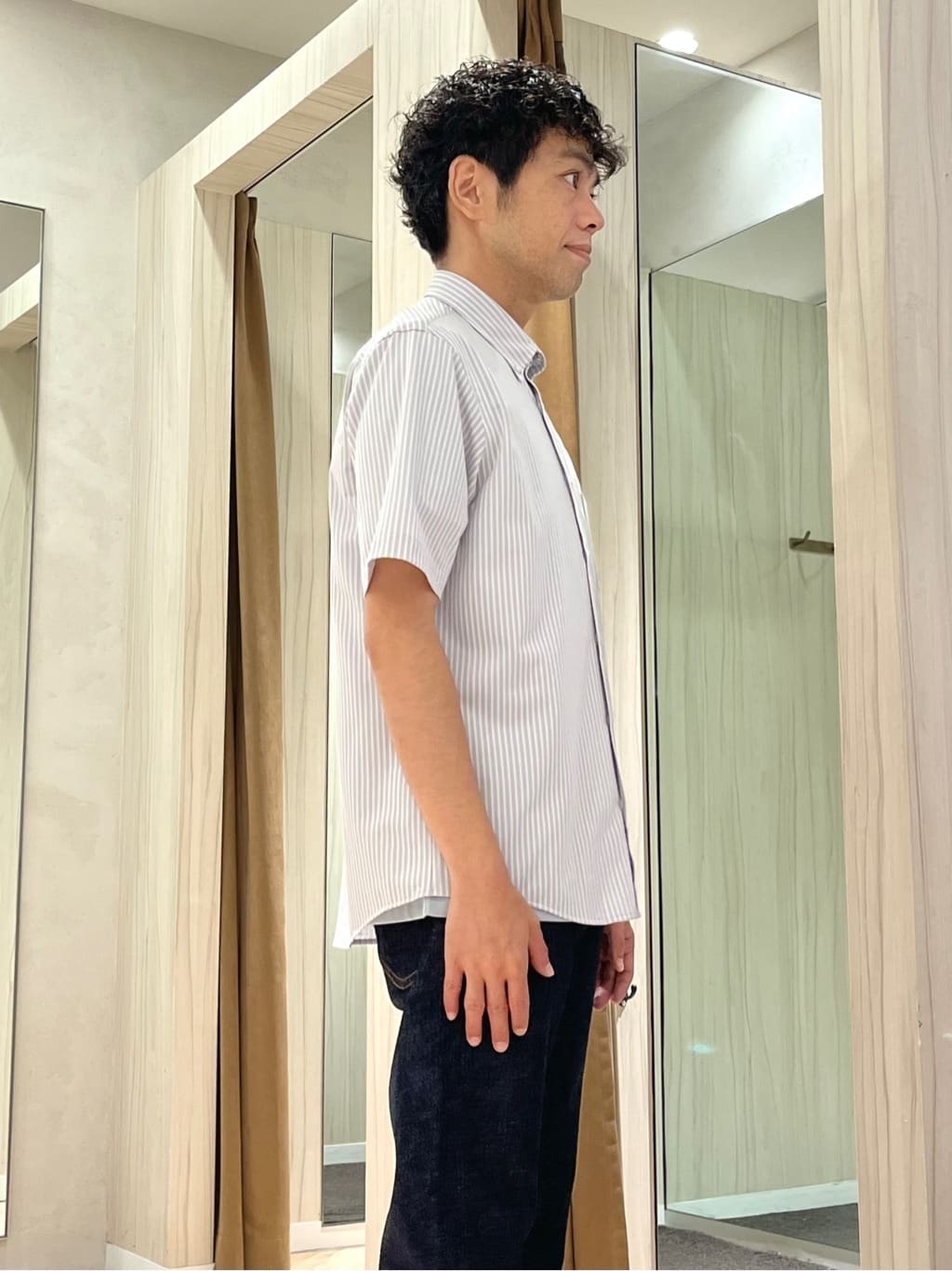 URAさんの「TAKEO KIKUCHI｜【COOL CITY WEAR】ストライプジャージ ボタンダウンシャツ /接触冷感」を使ったコーディネート