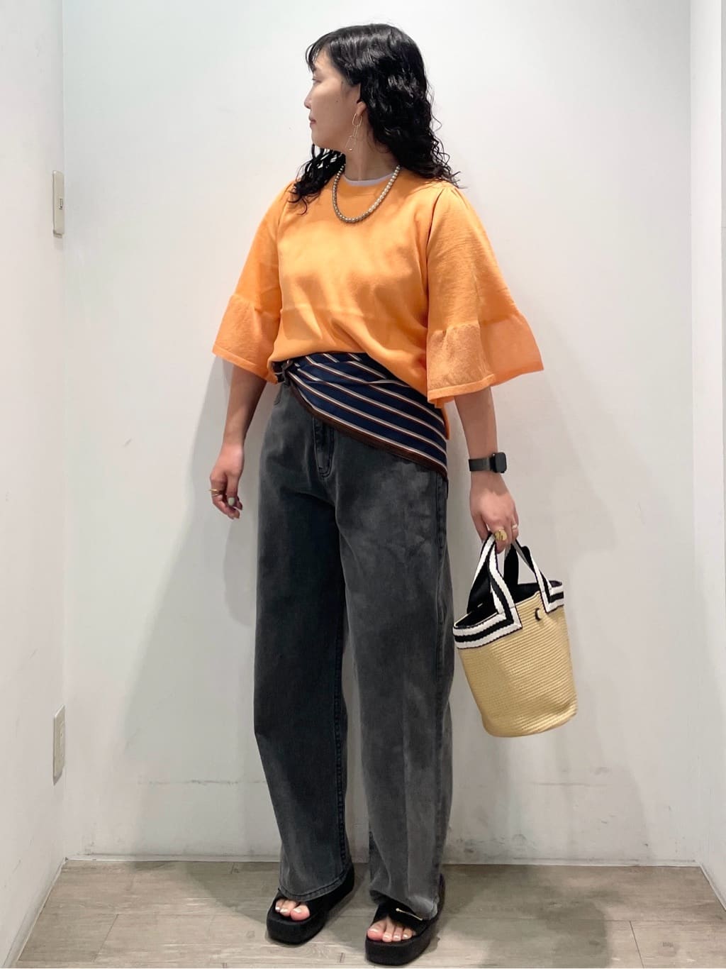 sumicaさんの「OPAQUE.CLIP｜《5色展開》シアーフレアスリーブニット【洗濯機洗い可】」を使ったコーディネート