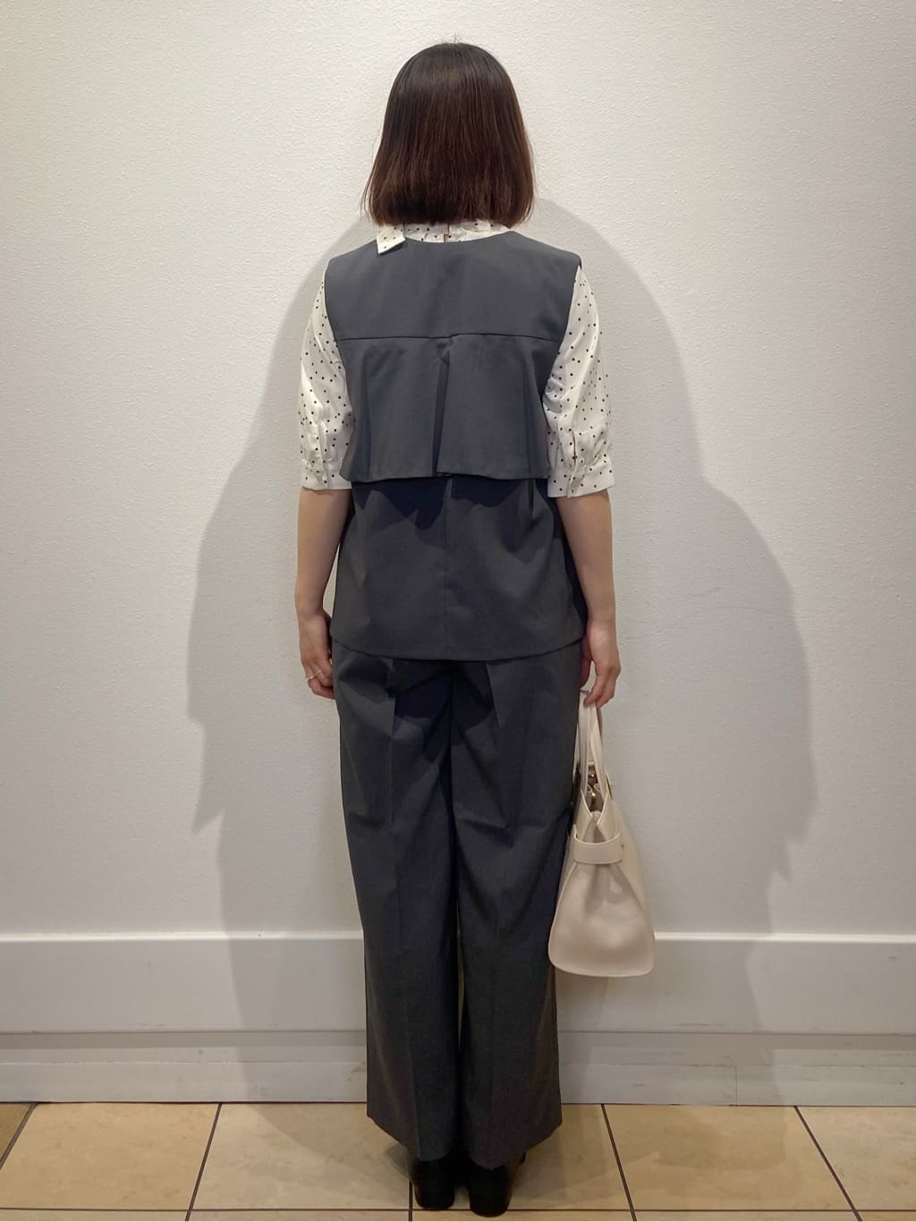 kimiさんの「index｜バックフリルデザインジレ／セットアップ可【洗濯機洗い可／接触冷感／吸水速乾／ストレッチ】」を使ったコーディネート