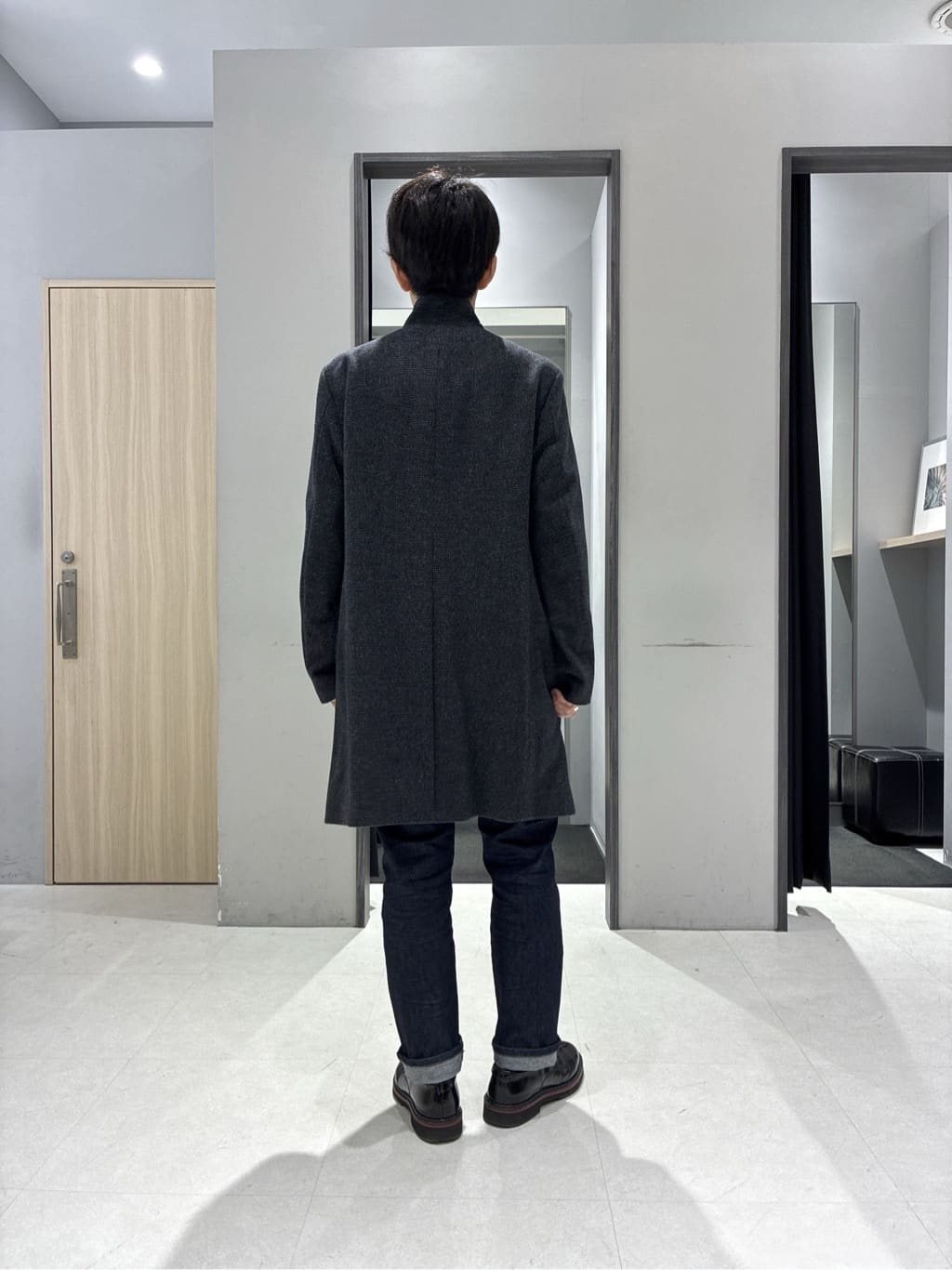 わいずみさんの「TAKEO KIKUCHI｜カシミヤブレンド ビーバー調ピンヘッドスタンドカラーコート」を使ったコーディネート