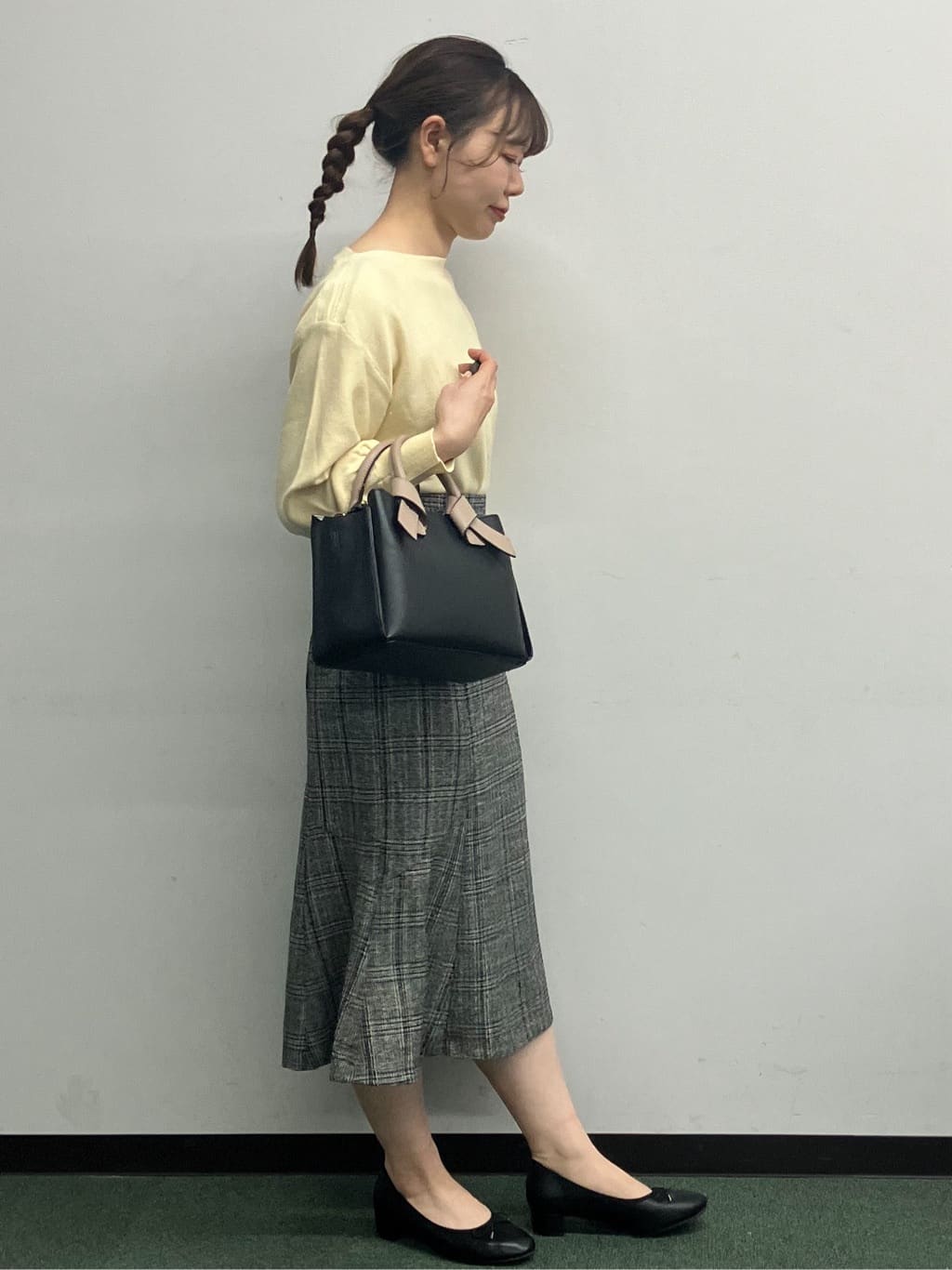 MAYUKIさんの「index｜ラメガーター編みボートネックニット【洗濯機OK】《8col／XS～LL》」を使ったコーディネート