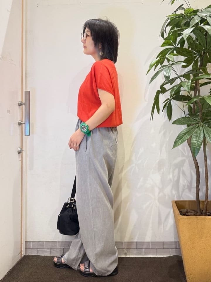 misakiさんの「SHOO･LA･RUE｜【S-LL/ひんやり/UV】二の腕をきれいにカバー ショルダータックトップス」を使ったコーディネート