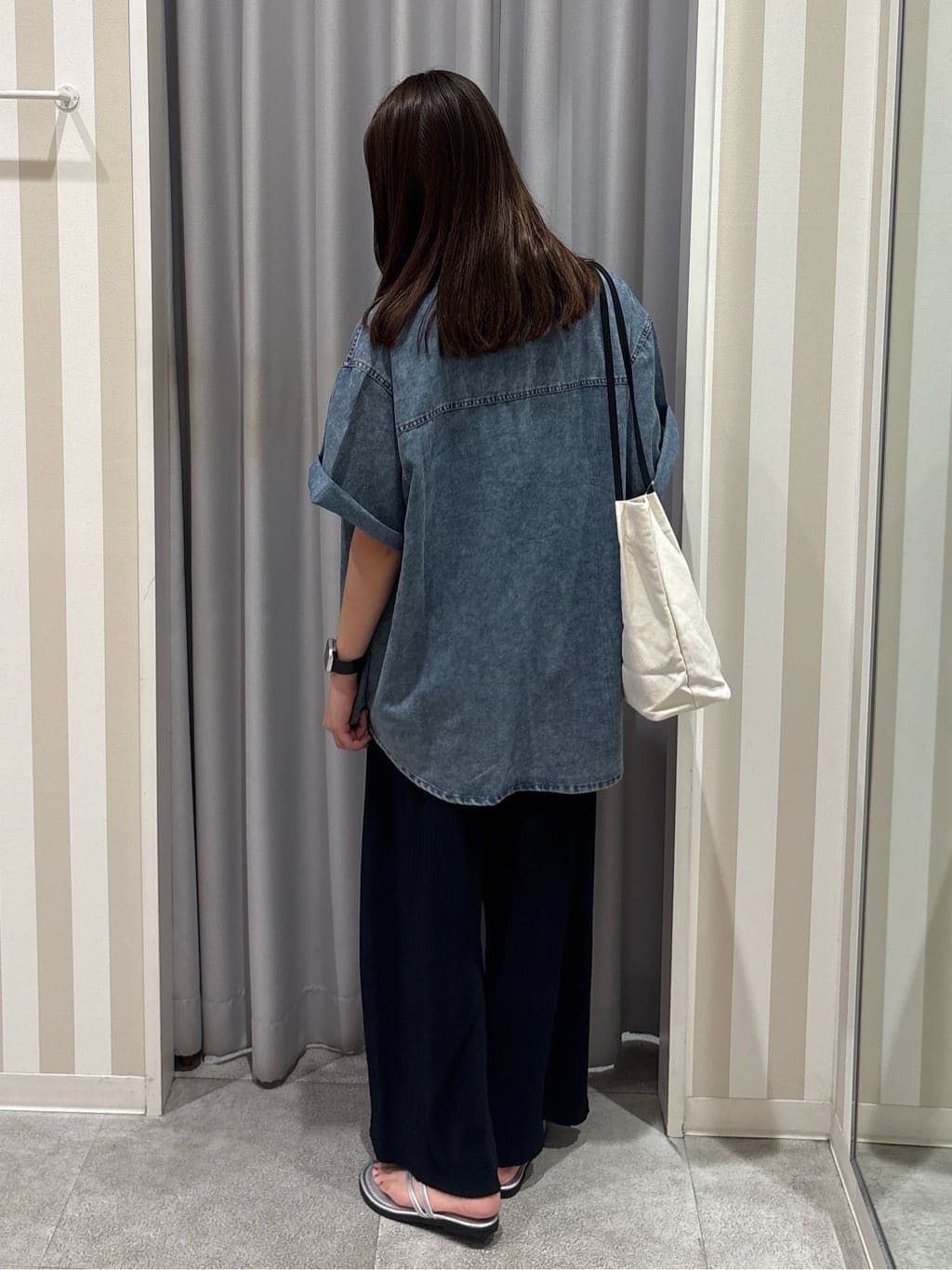 Rikaさんの「SHOO･LA･RUE｜【洗濯機可/柄が選べる】さらさら楽ちん プリーツ ワイドパンツ」を使ったコーディネート