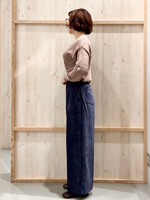nakoさんの「THE SHOP TK｜【華やかで柔らか】ふわふわフェザーニット/洗える・前後2WAY」を使ったコーディネート
