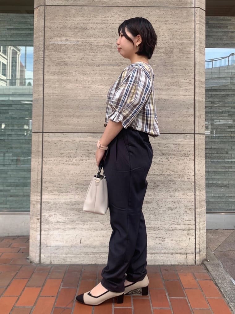 Riranさんの「SHOO･LA･RUE｜【S-LL/5分袖】お袖タックできれいに魅せる 大人のチェックブラウス」を使ったコーディネート