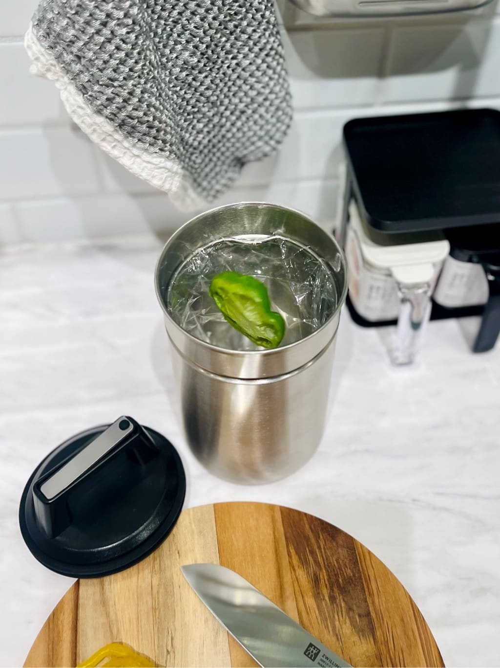 ぐっちさんの「212 KITCHEN STORE｜密閉出来る生ゴミキャニスターＳ ＜atomico アトミコ＞」を使ったコーディネート