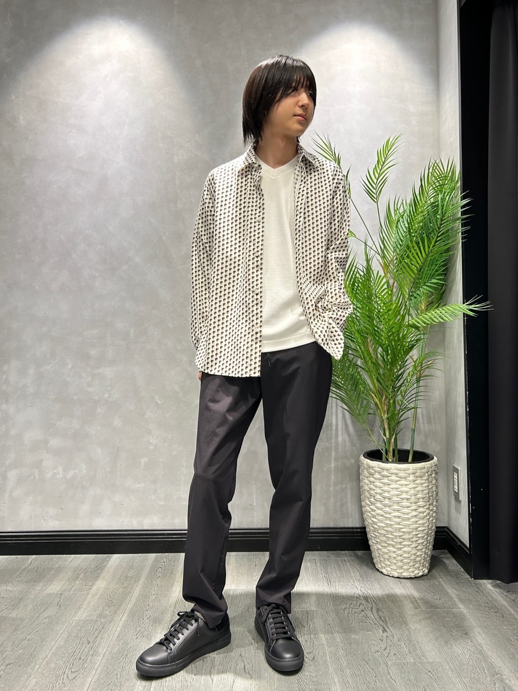 ruiさんの「TAKEO KIKUCHI｜ボーラーハット柄 長袖シャツ」を使ったコーディネート