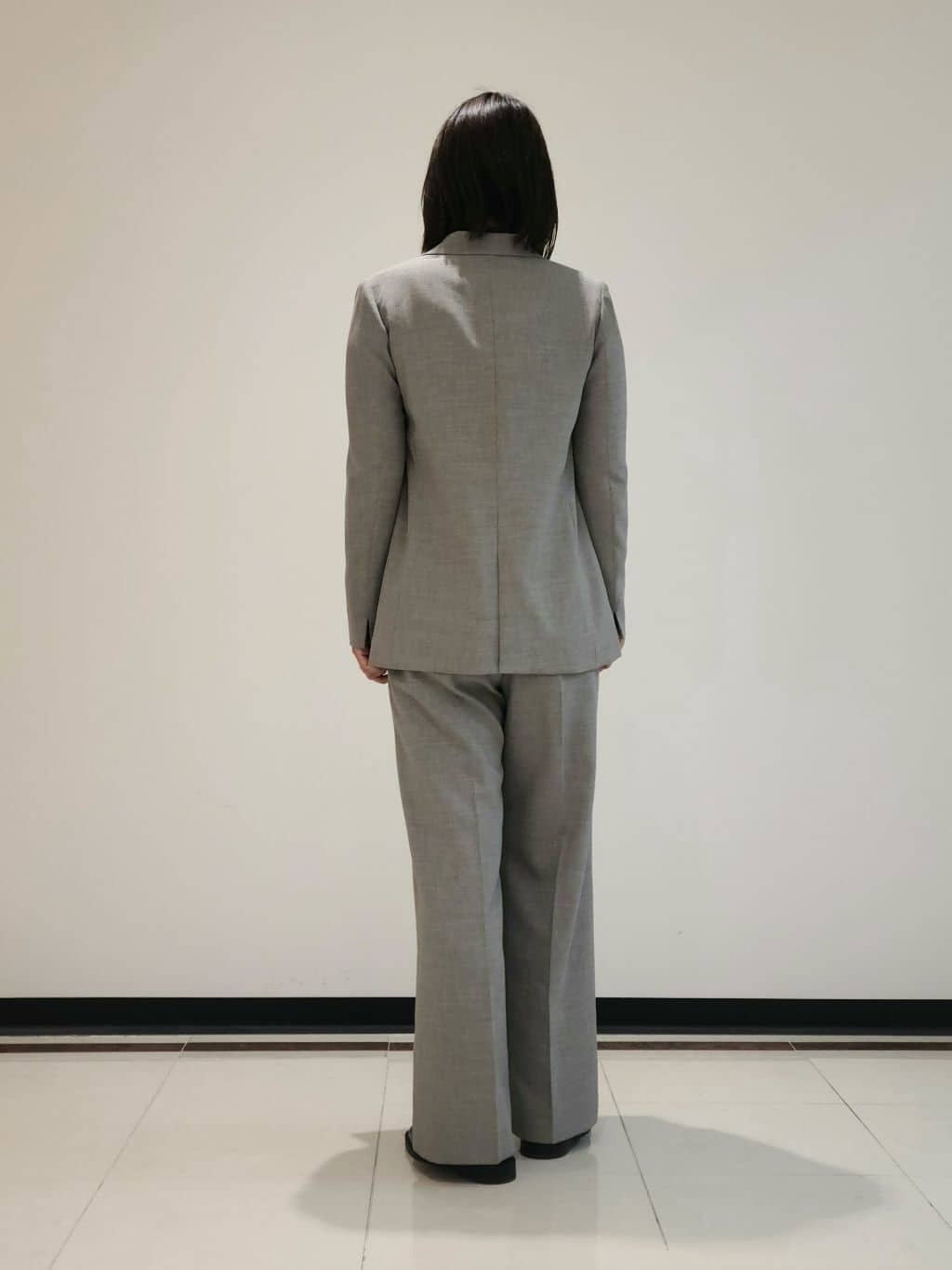 eriさんの「INDIVI｜【洗える／セットアップ可能】凹凸ストレッチ素材ダブルジャケット」を使ったコーディネート