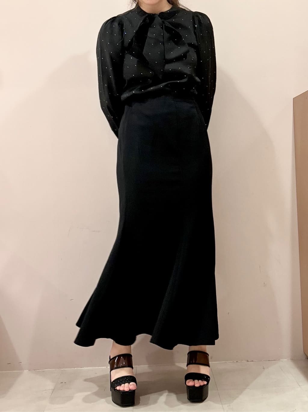 takeさんの「ESPERANZA｜【ラク盛り／サンダル】リピーター続出／脚長美脚　ミュールサンダル」を使ったコーディネート