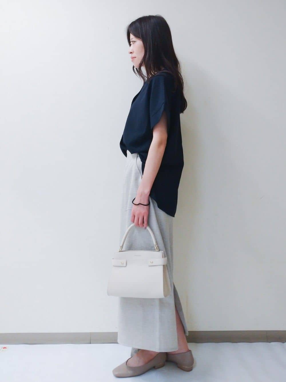 yuriさんの「OPAQUE.CLIP｜《5色展開／SS-LLサイズ》スキッパー金ボタンブラウス／セットアップ対応【防シワ／ストレッチ／洗濯」を使ったコーディネート