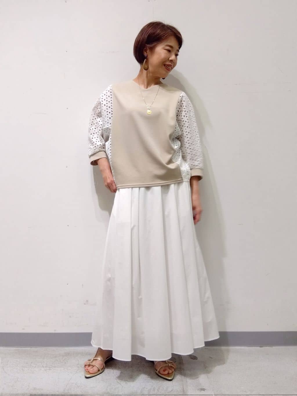 Kさんの「INDIVI｜【クールエアー素材／UVケア／セットアップ可能】エアリーフレアパンツ」を使ったコーディネート