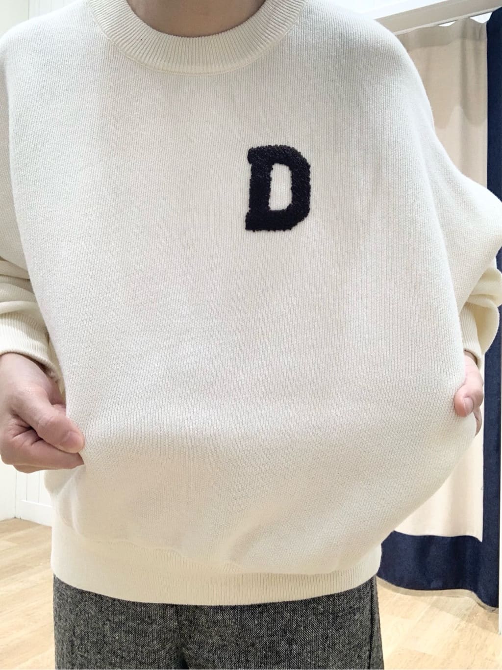 IMARIさんの「Dessin｜【洗える】Dサガラ刺繍ワッペン付きニット」を使ったコーディネート